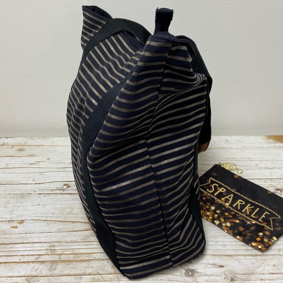 Canvas Tote w/Cosmetic Bag NEW - Picture 2 of 11